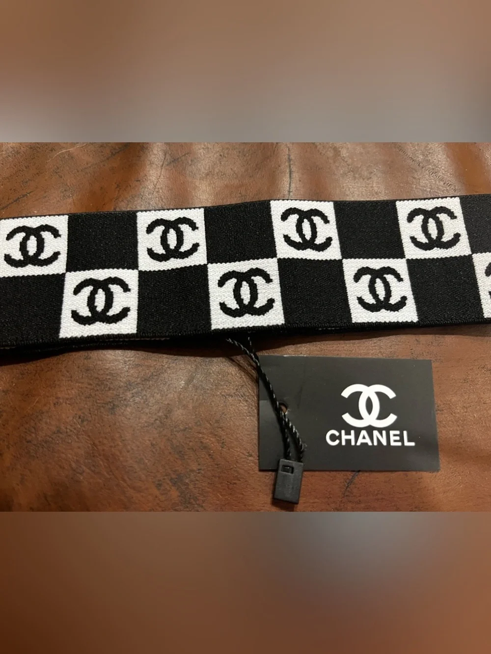 🖤 Double C Black White Checkered Letter Logo Stretch Headband